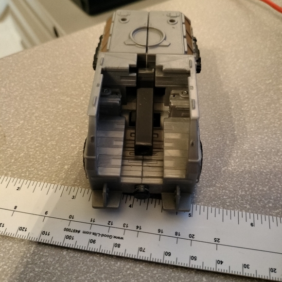 Transformers - Picture 9 of 16